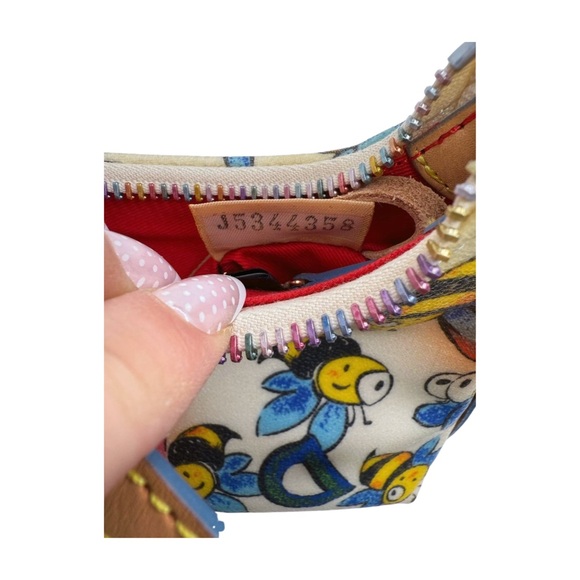 Dooney & Bourke Vintage Bee Print Mini Handbag Rainbow Zipper Pink Heart Charm - Picture 10 of 13